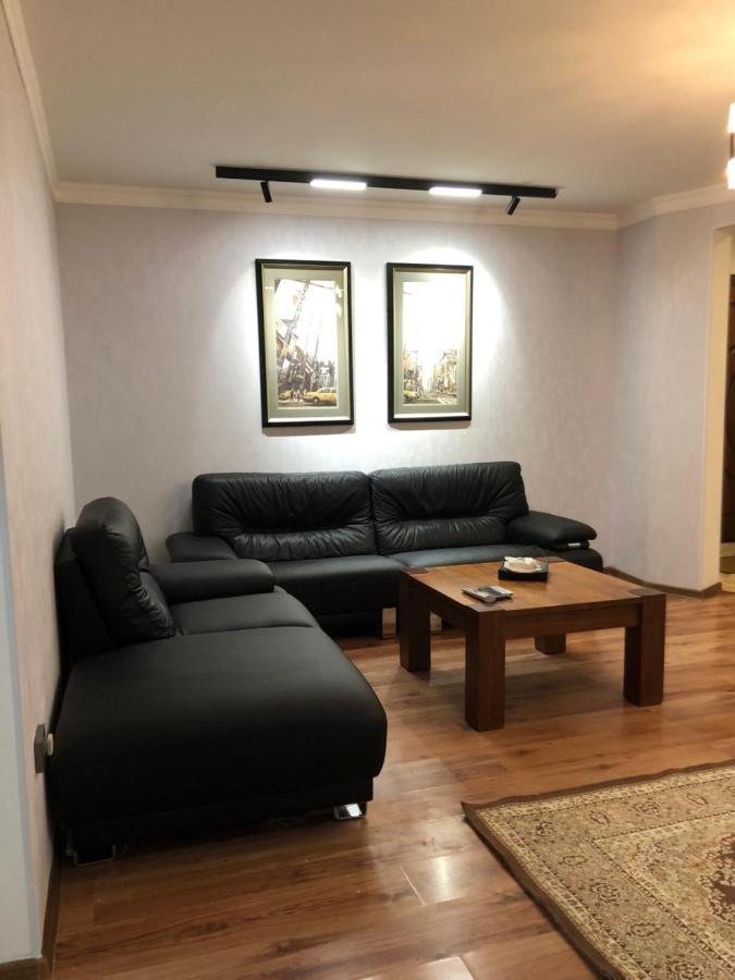 Stylish Apartments In The Heart Of The City! ทาชเคนต์ ภายนอก รูปภาพ